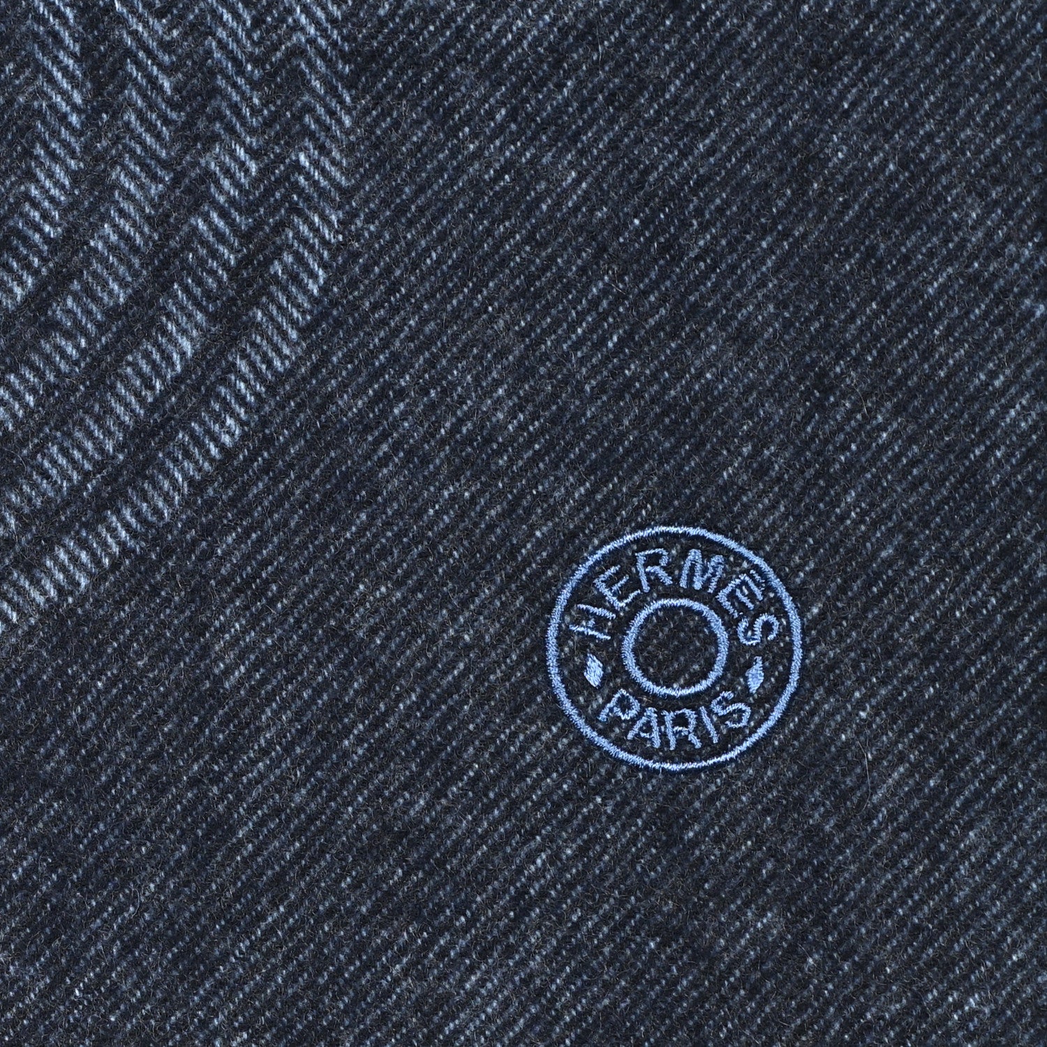 Hermes Cashmere Circuit 24 Faubourg Muffler Marine Ciel 4 of 5