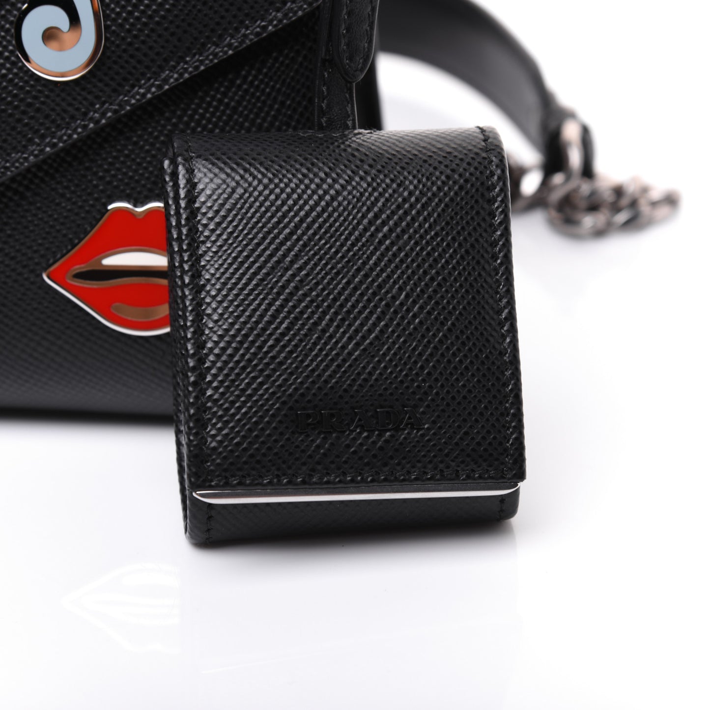 Saffiano Cuir Calfskin Monochrome Patches Envelope Flap Chain Shoulder Bag Black