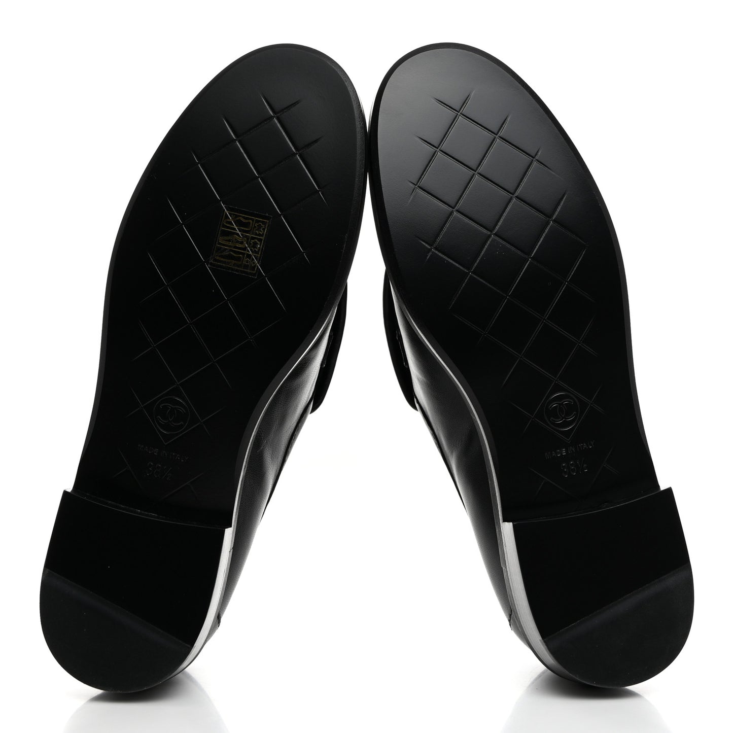 Lambskin Quilted CC Turnlock Loafers 38.5 Black
