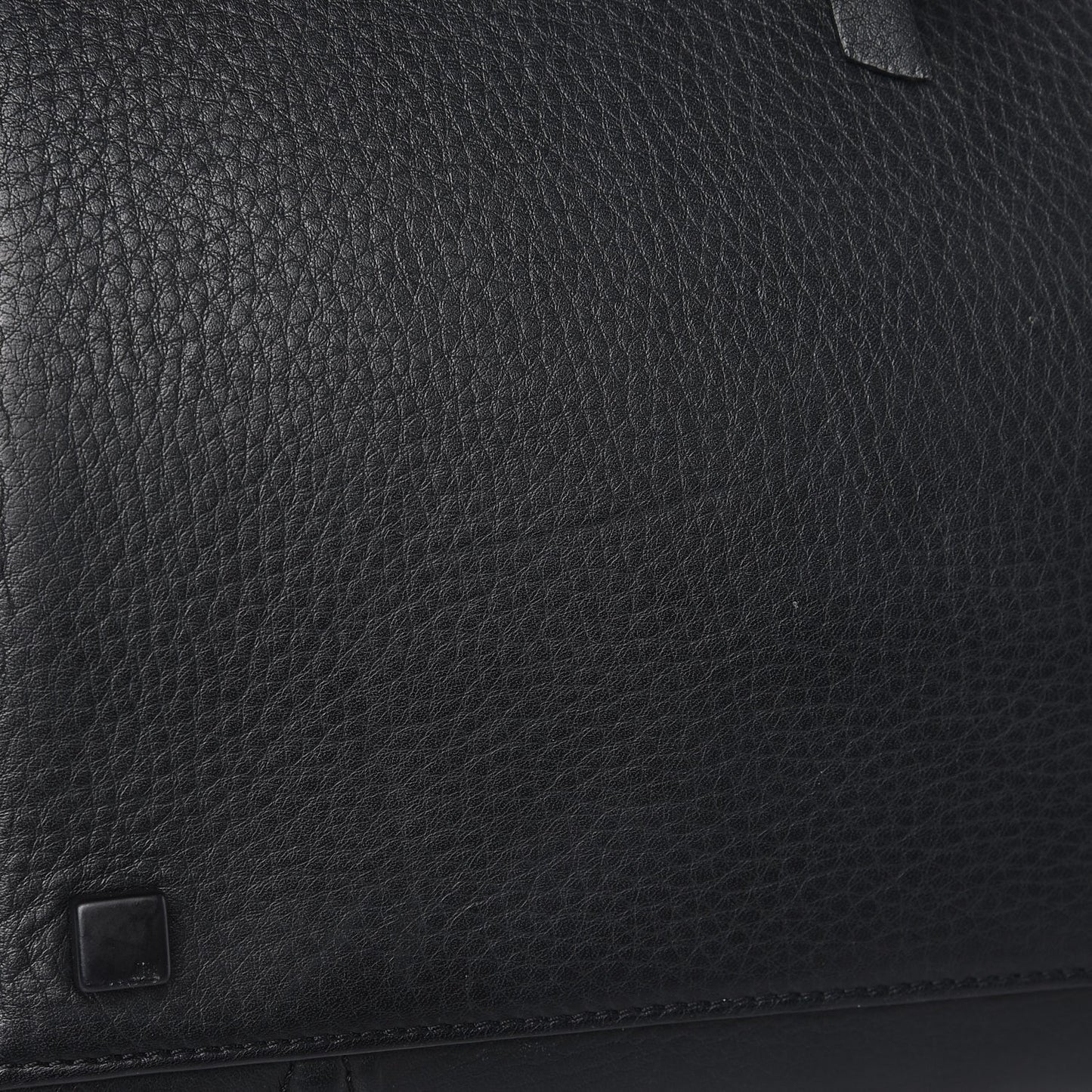 Supple Calfskin Medium Phantom Luggage Black