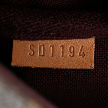 Louis Vuitton Monogram Favorite MM 8 of 12