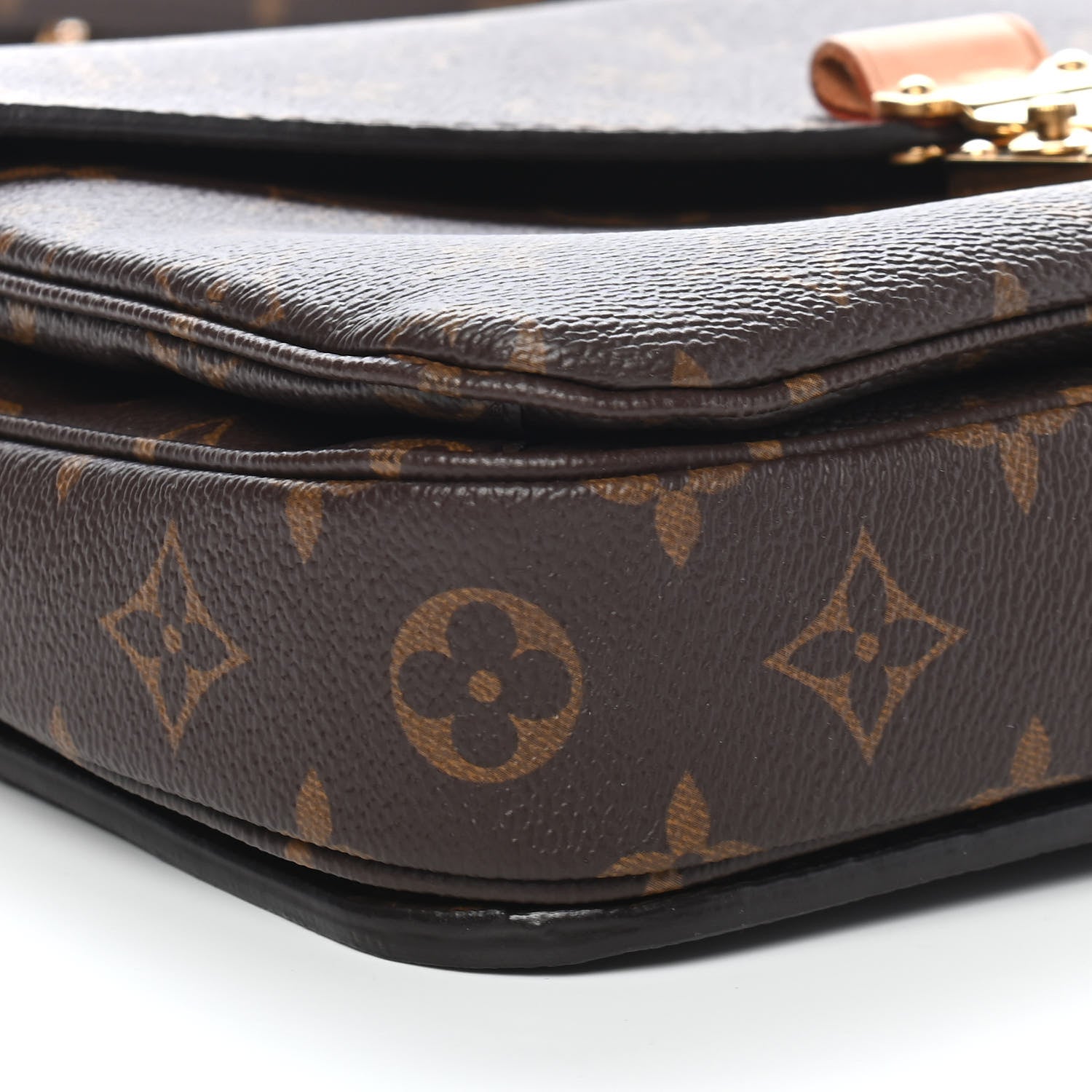 Louis Vuitton Monogram Pochette Metis 8 of 9