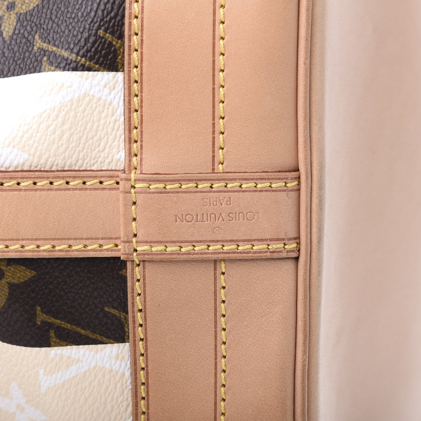 Monogram Rayures Noe