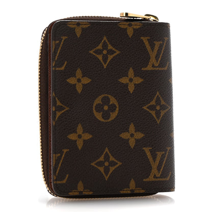 Louis Vuitton Monogram Zippy Passport Agenda 3 of 9