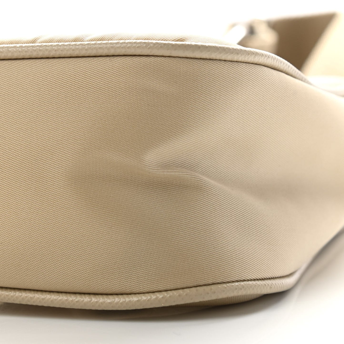 Re-Nylon Saffiano Re-Edition 2005 Shoulder Bag Deserto