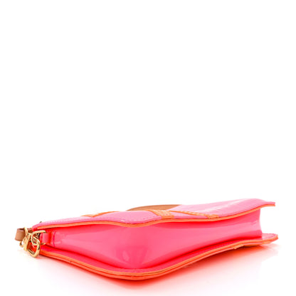 Louis Vuitton Vernis Fluo Lexington Pochette Pink 3 of 8