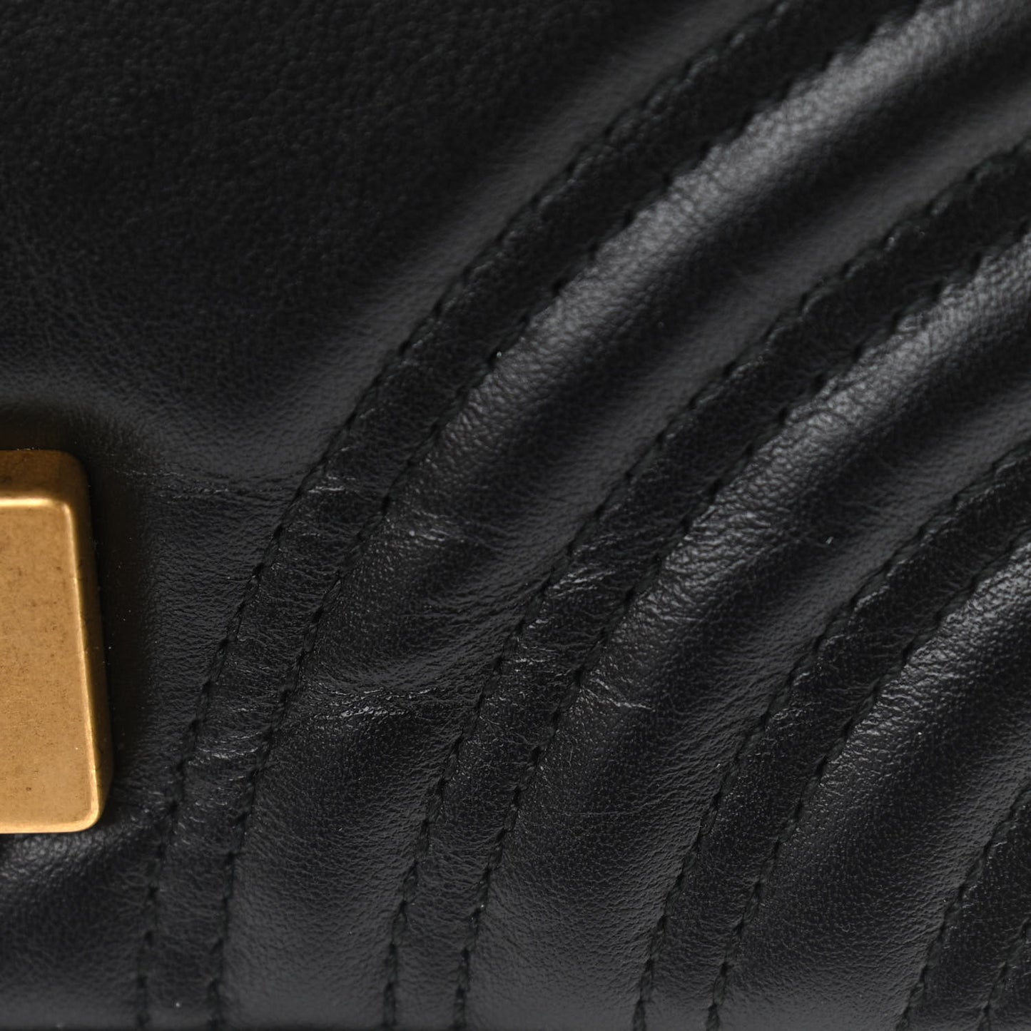 Calfskin Matelasse Mini GG Marmont Shoulder Bag Black