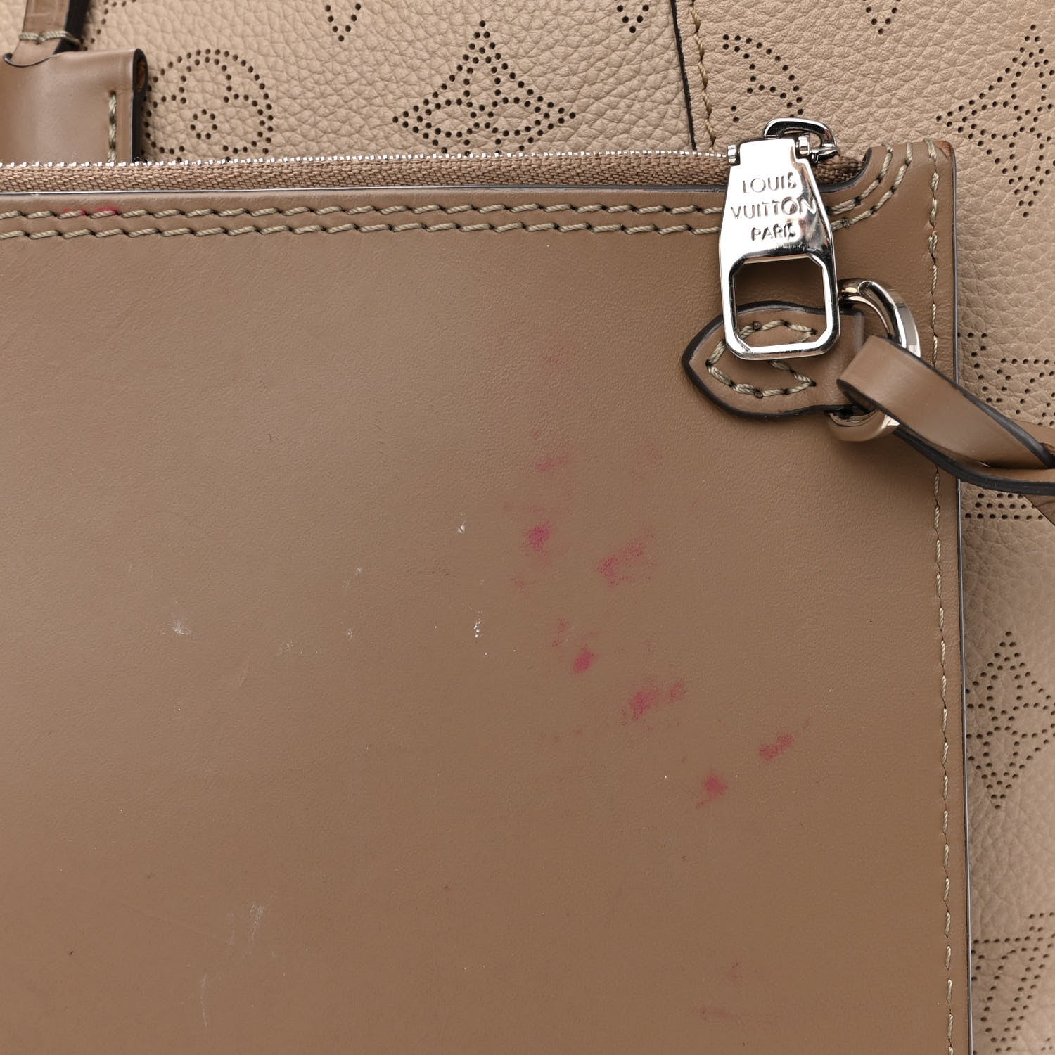 Louis Vuitton Mahina Hina MM Galet 10 of 10