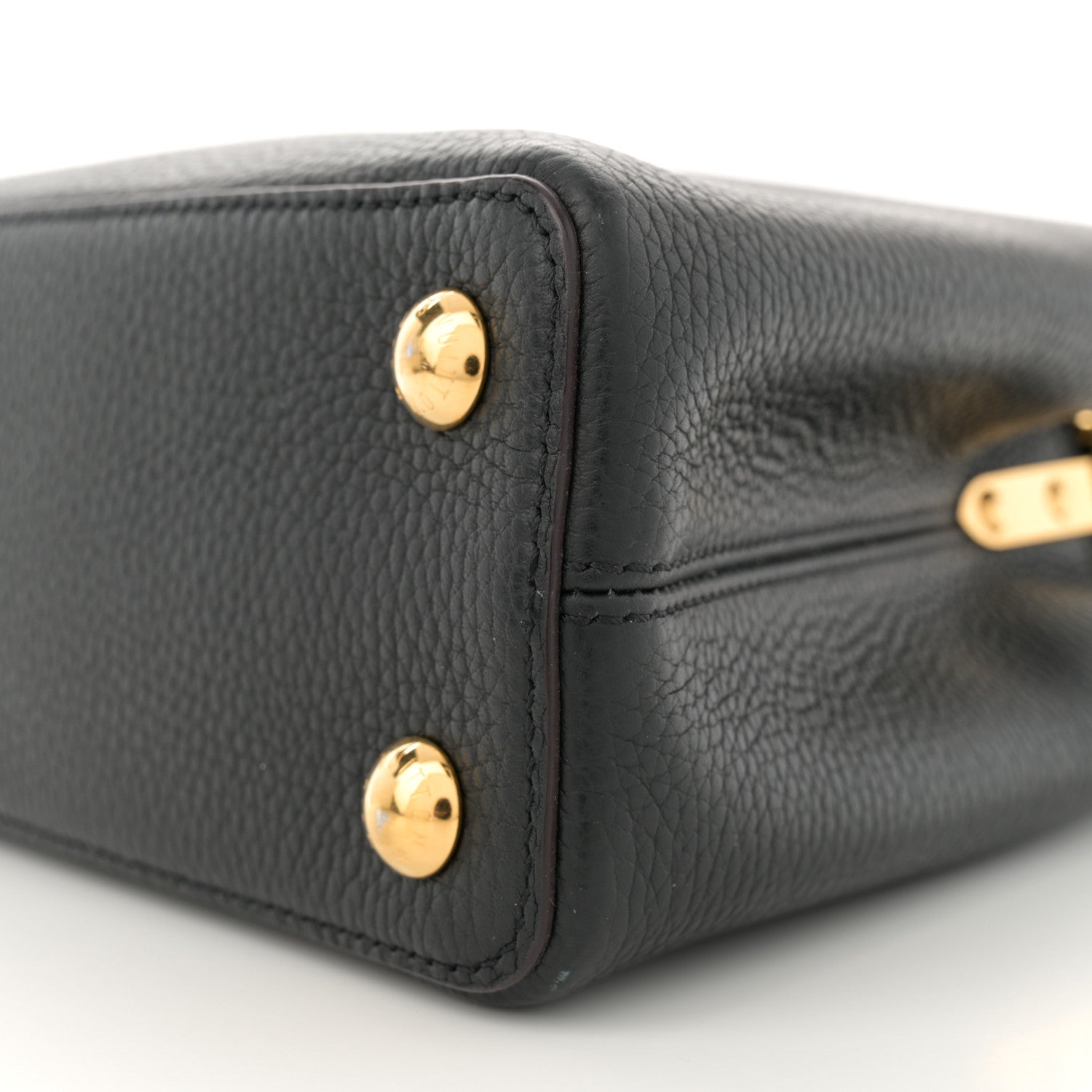 Louis Vuitton Taurillon Capucines BB Black 9 of 11