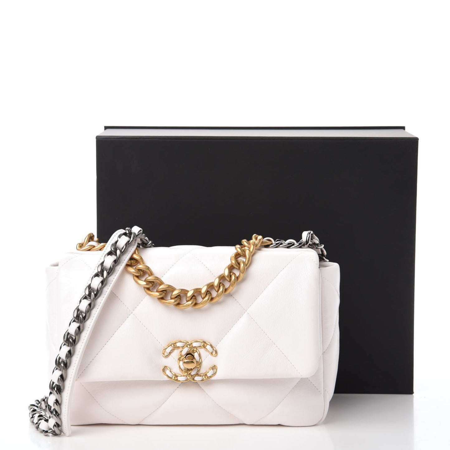 Lambskin Quilted Medium 19 Flap White