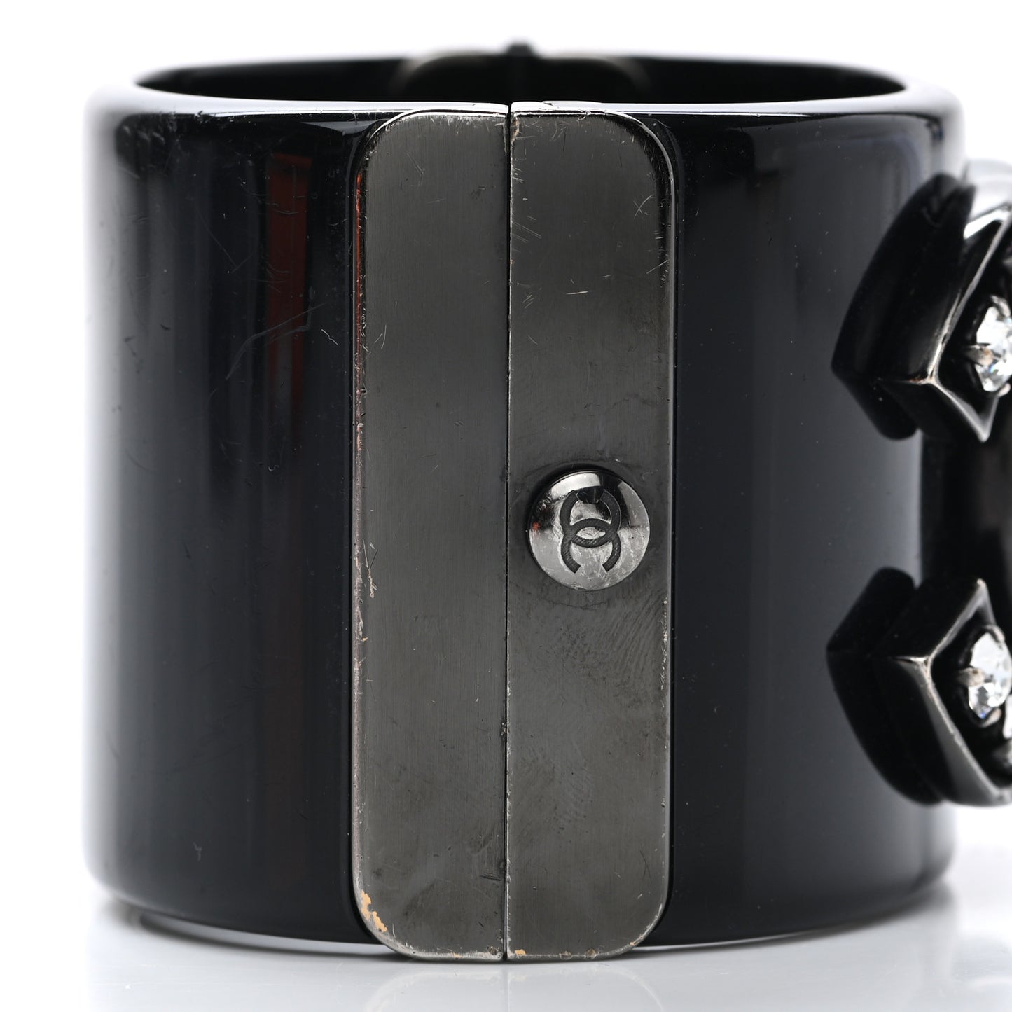 Resin Ruthenium Crystal CC Cuff Black