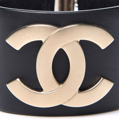 Chanel Calfskin CC Wide Cuff S Black Gold 5 of 6