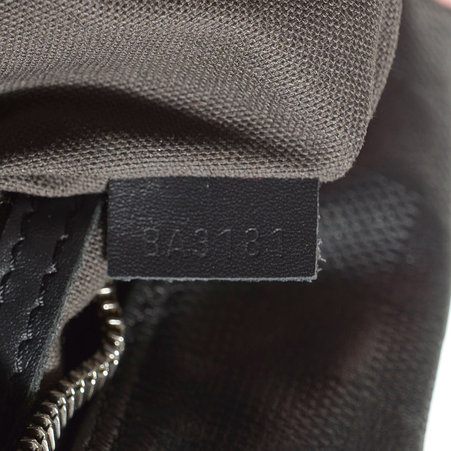Damier Infini Porte-Documents Voyage GM Onyx