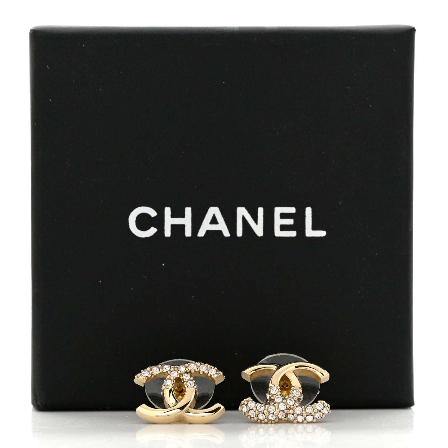 Crystal Metal CC Earrings Gold