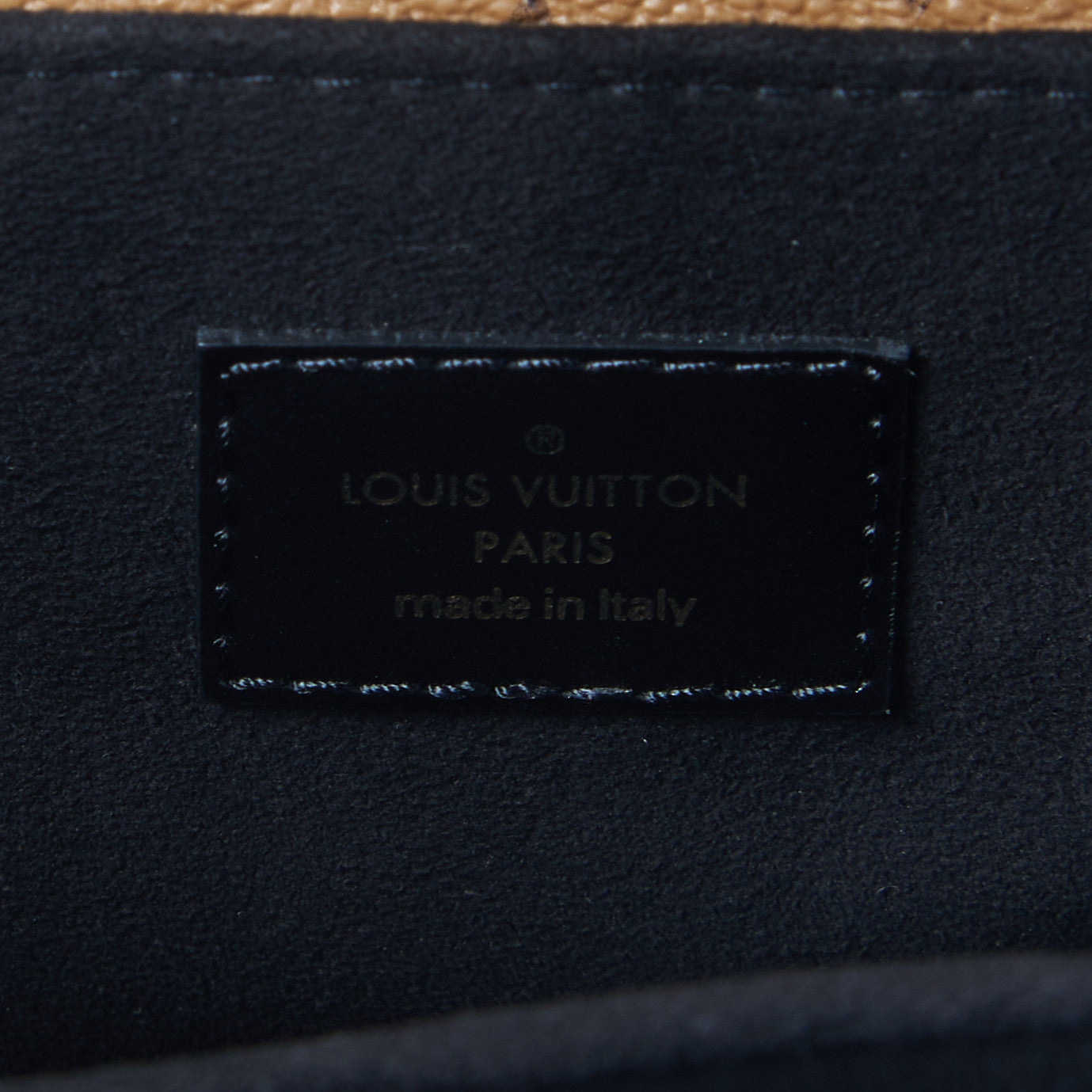 Reverse Monogram Pochette Metis