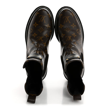 Louis Vuitton Patent Monogram LV Beaubourg Ankle Boots 39 Black 2 of 11