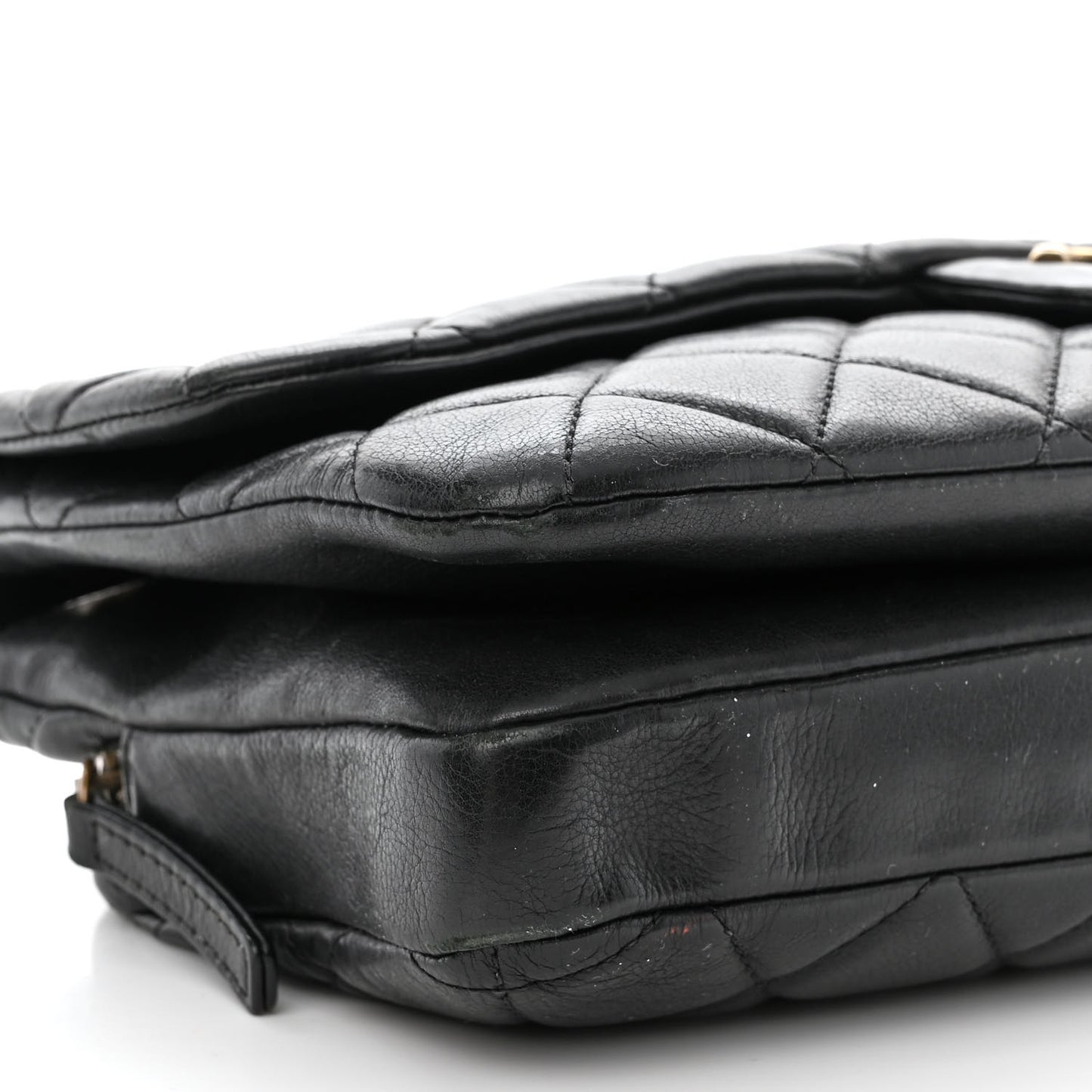 Calfskin Quilted Medium CC Crown Flap Black