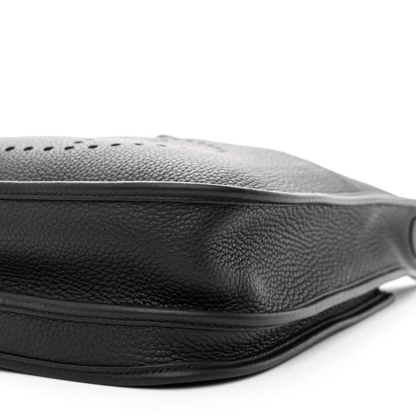 Taurillon Clemence Evelyne III PM Black