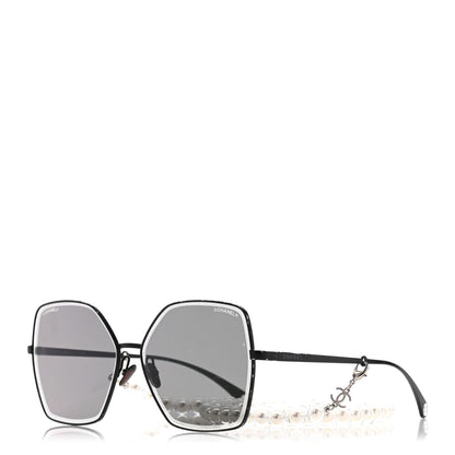 Chanel Metal Butterfly Removable Pearl Chain Sunglasses 4262 Black 1 of 8