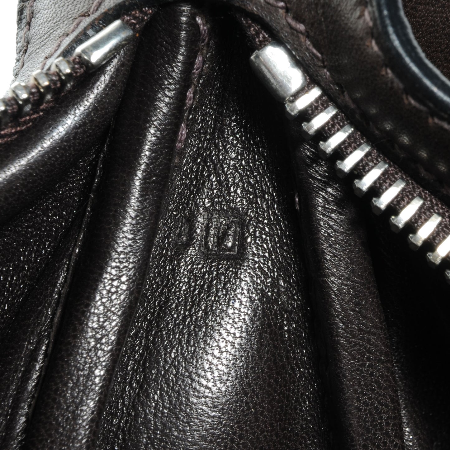Evercalf Caporal Shoulder Bag Ebene