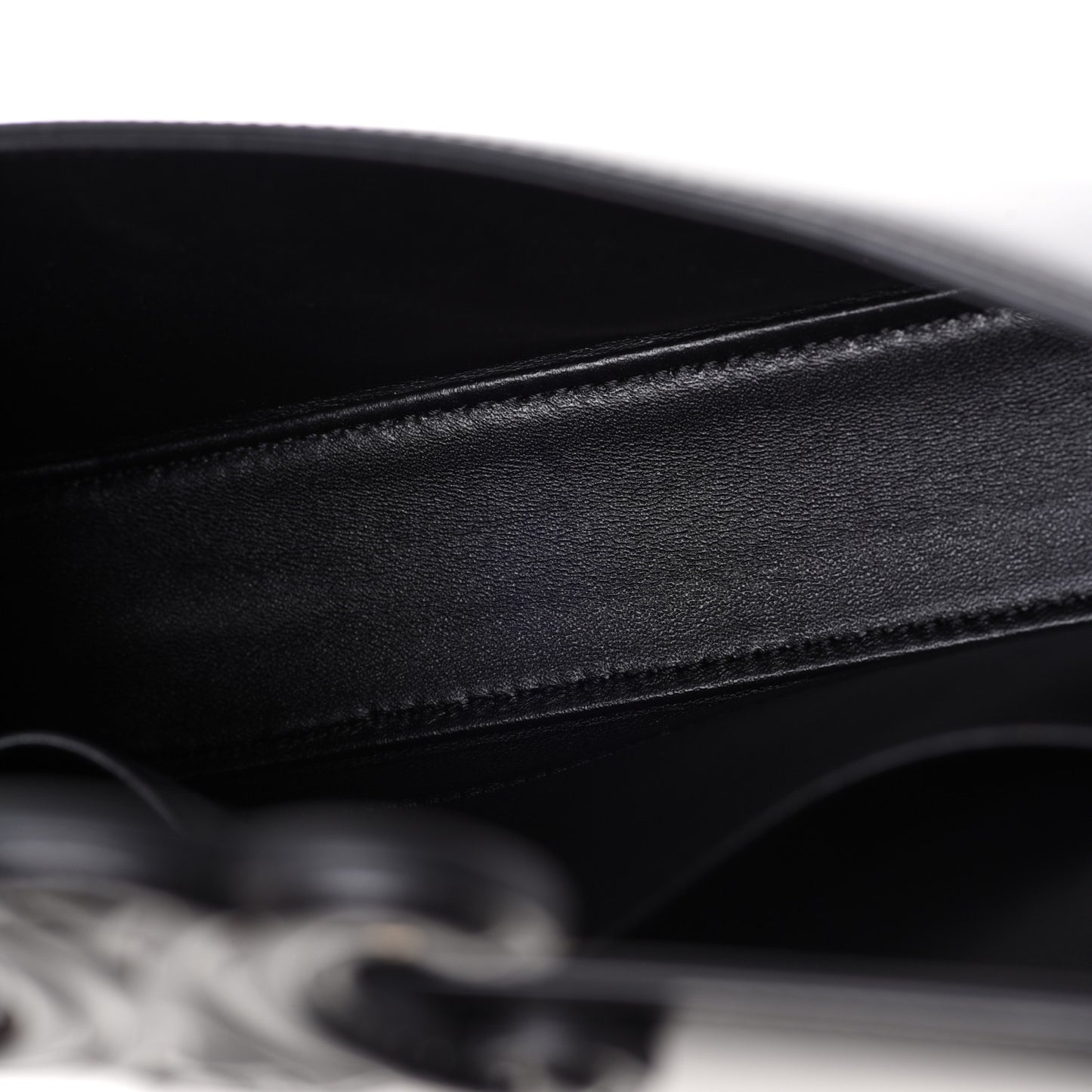 Shiny Calfskin Cuir Triomphe Chain Shoulder Bag Black