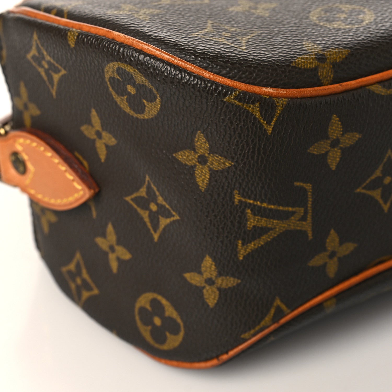 Louis Vuitton Monogram Blois 6 of 7