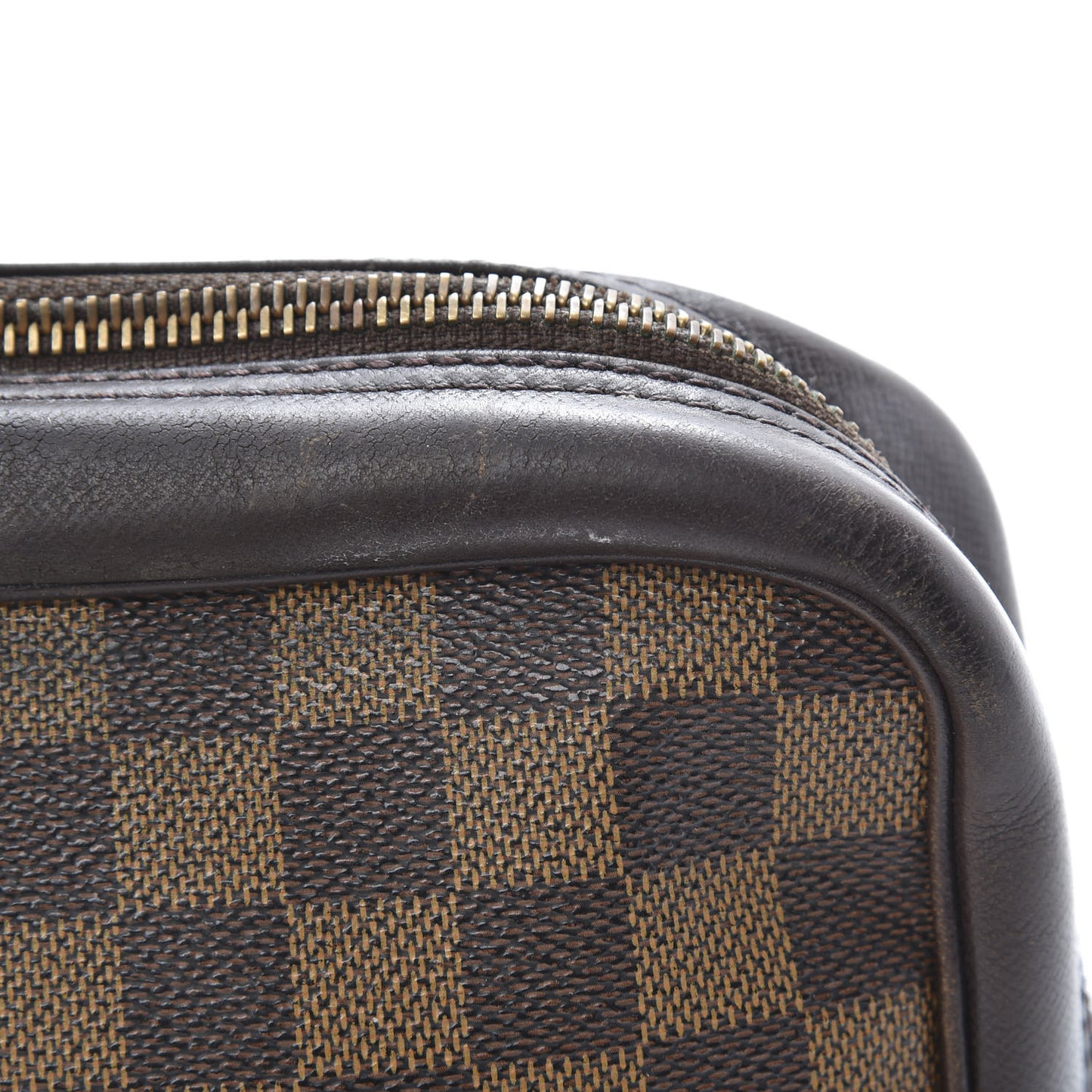 Damier Ebene Trousse Toilette 28