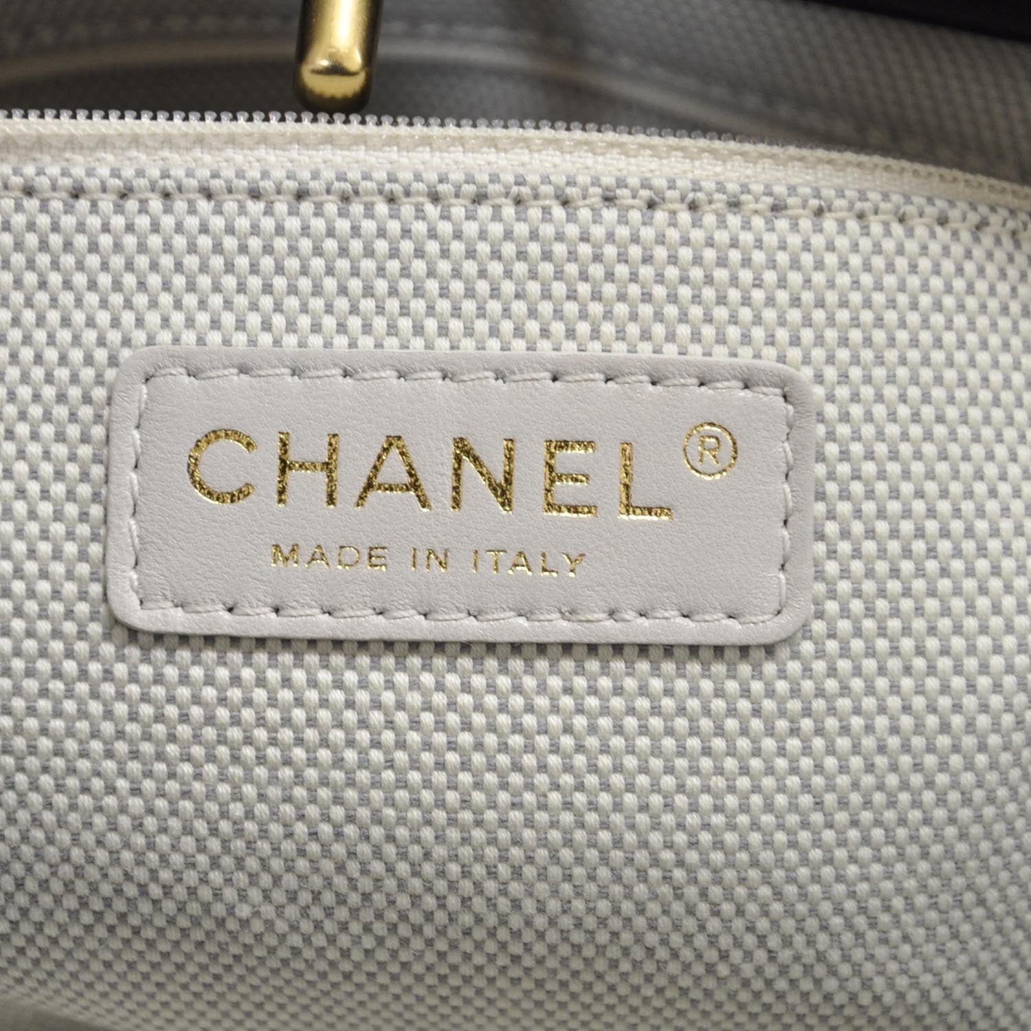 Chanel Calfskin Quilted Retro Chain Tote Black 7 of 8