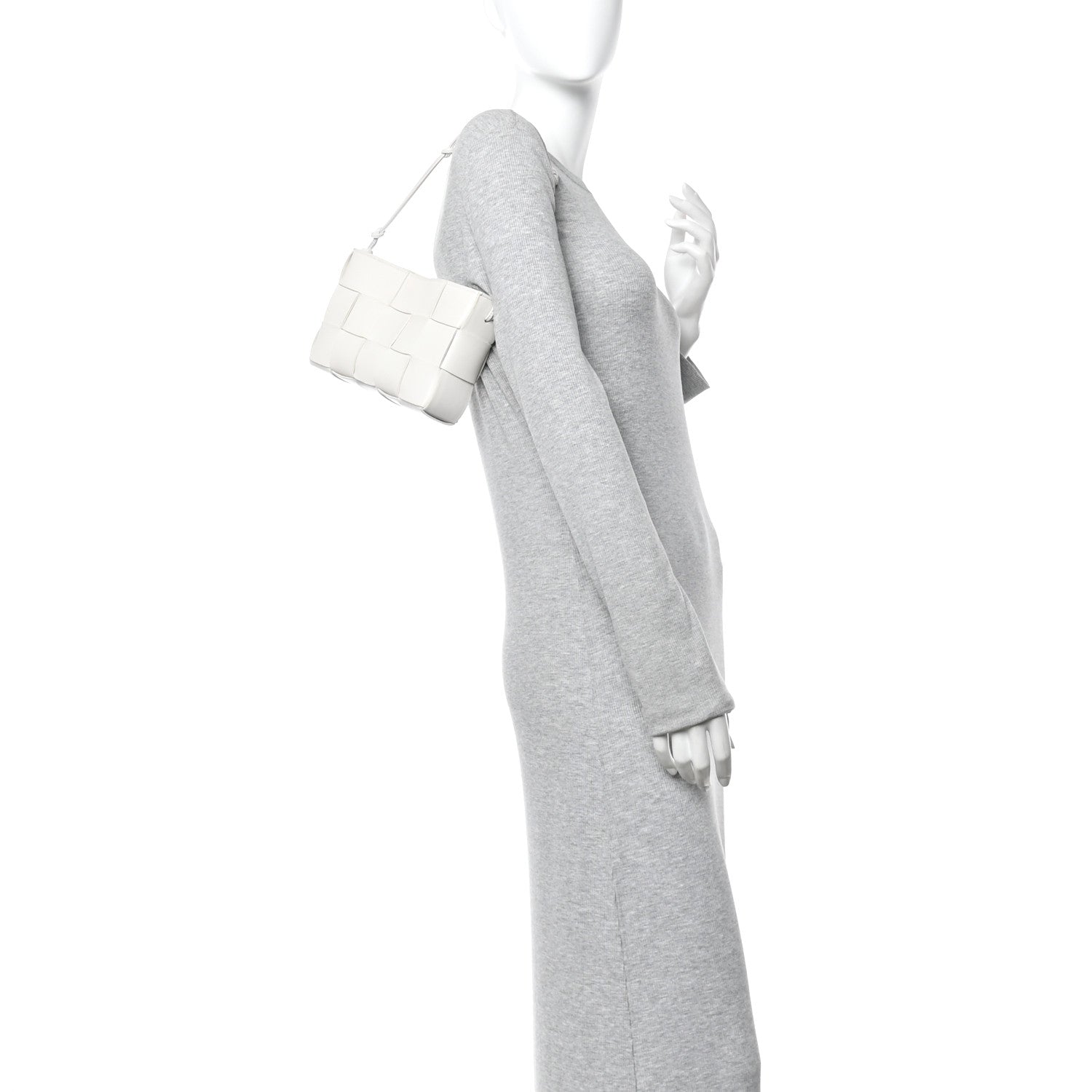 Bottega Veneta Calfskin Maxi Intrecciato Cassette Pouch On Strap Chalk 2 of 11