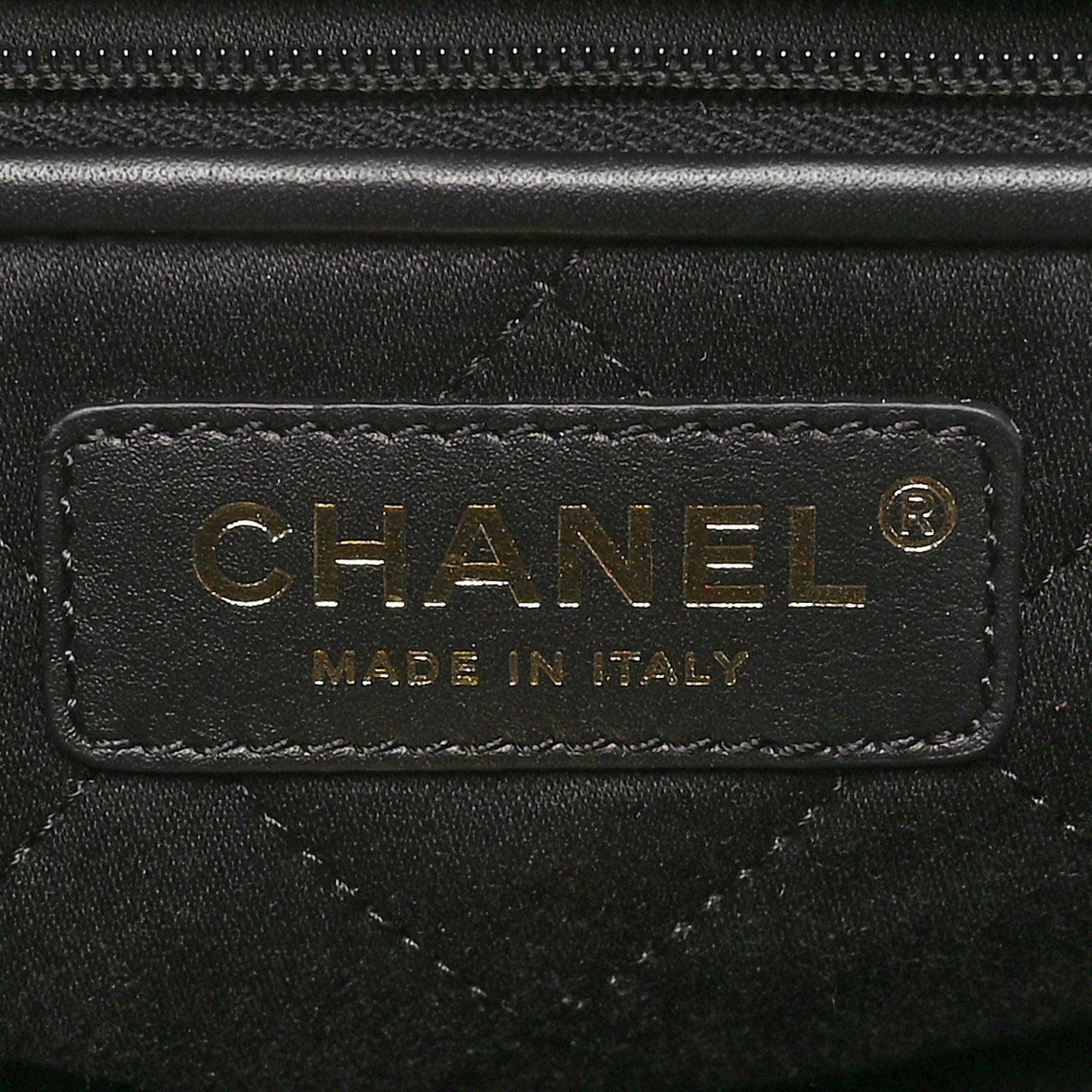 Shiny Calfskin Quilted Small Chanel 22 Black