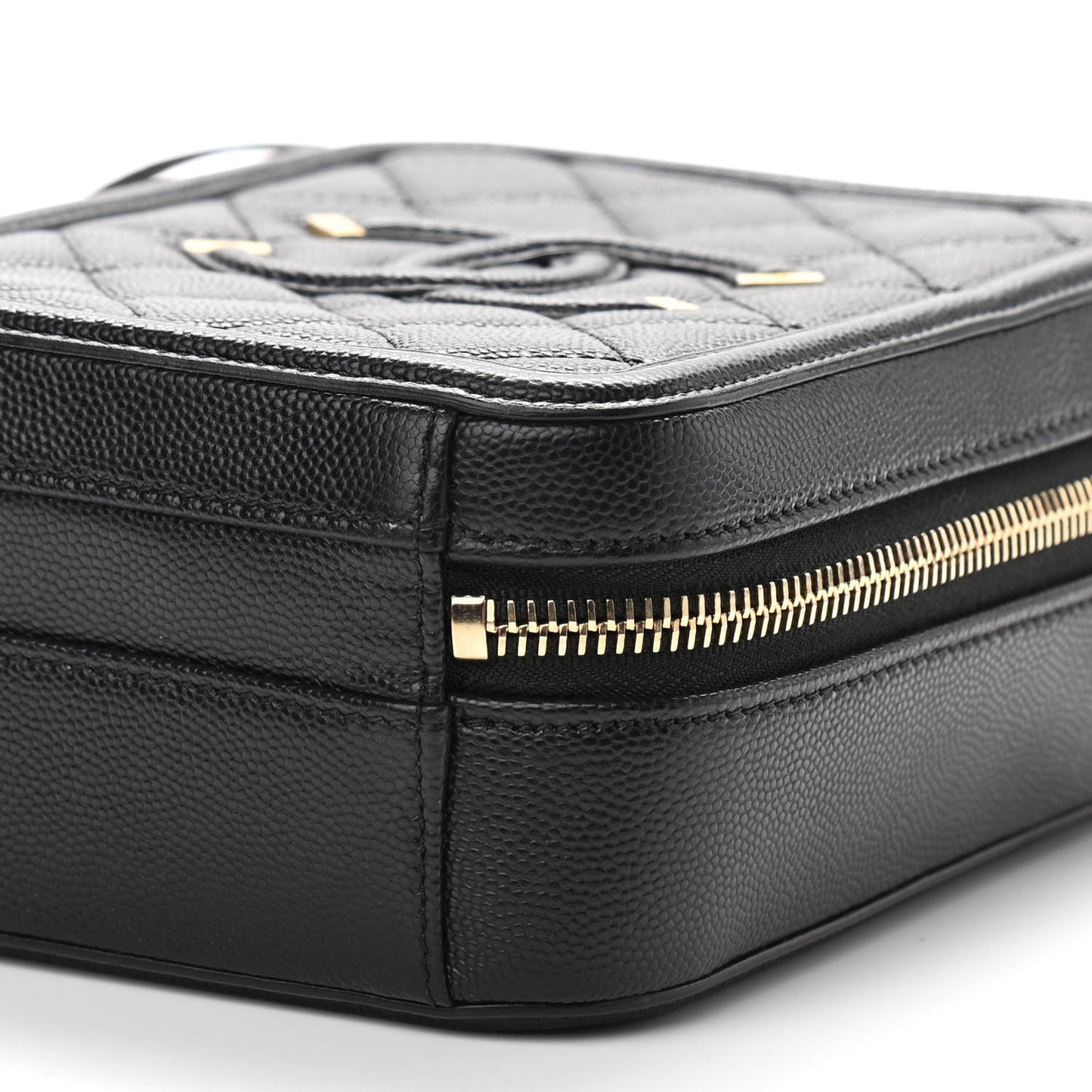 Caviar Quilted CC North South Filigree Vanity Case Black