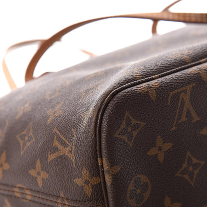 Louis Vuitton Monogram Neverfull PM 21 of 24