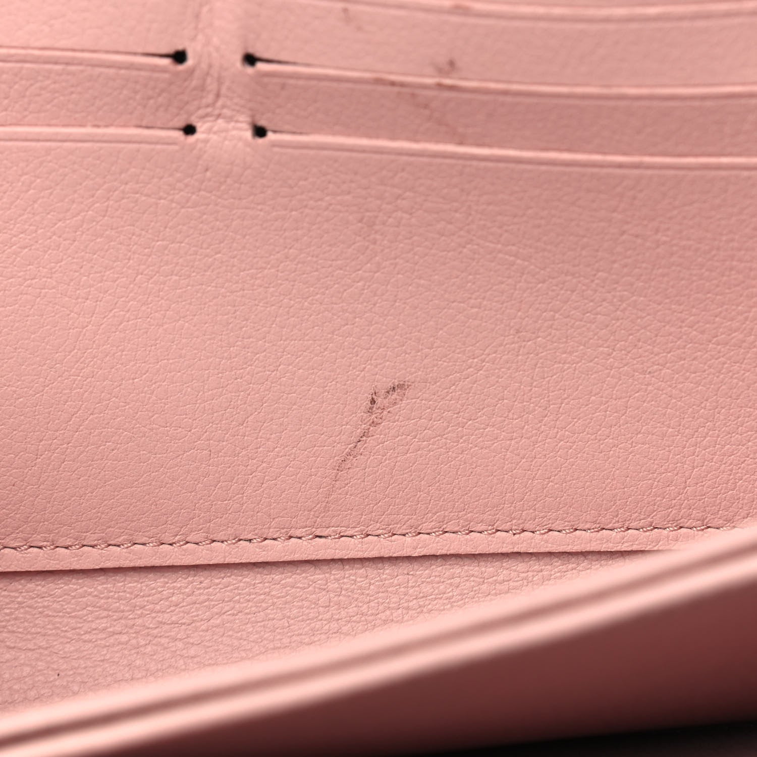 Louis Vuitton Mahina Zippy Wallet Magnolia 5 of 5
