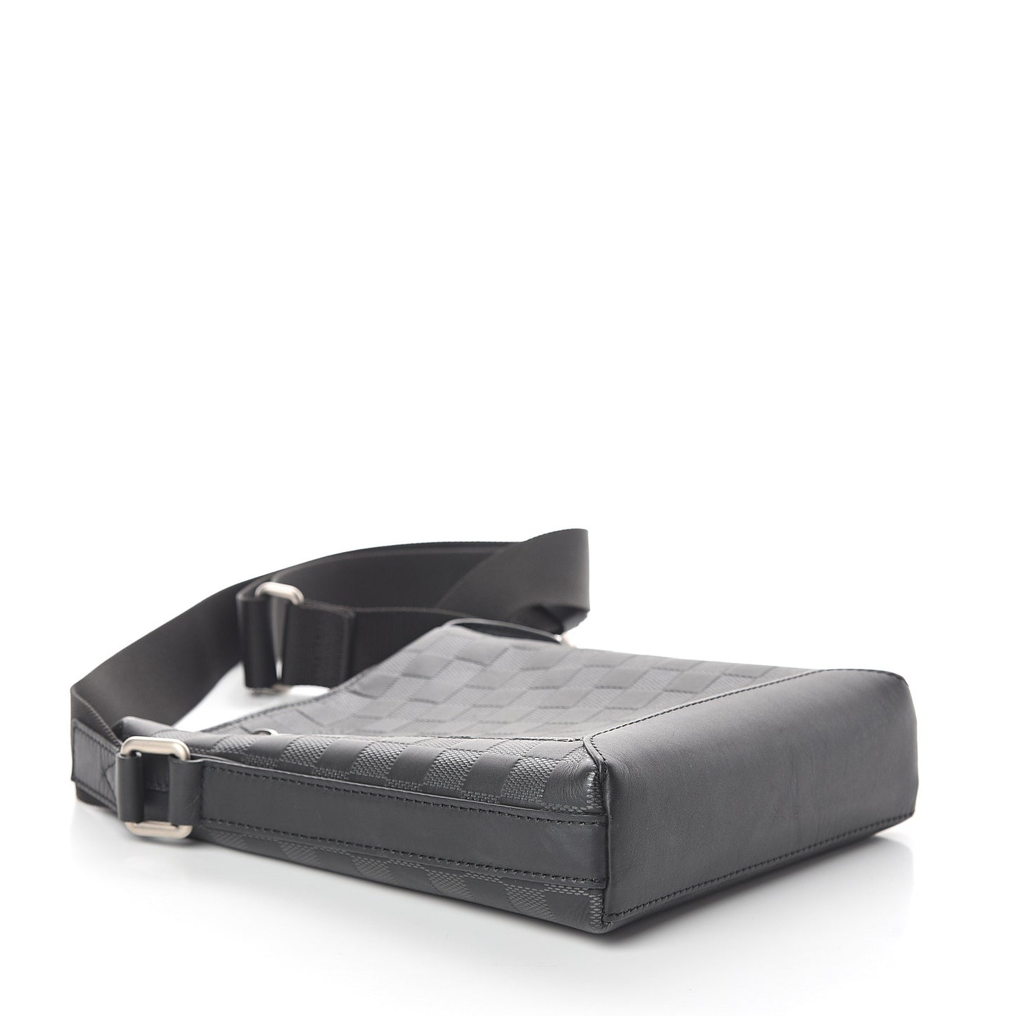 Damier Infini Discovery Messenger BB Onyx