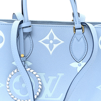Louis Vuitton Empreinte Monogram Giant By The Pool Onthego MM Summer Blue 7 of 9