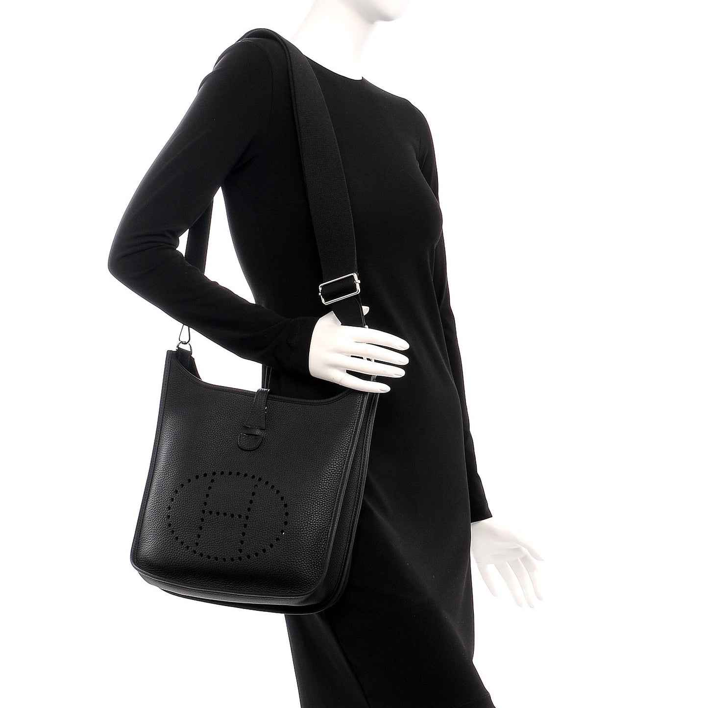 Taurillon Clemence Evelyne III PM Black