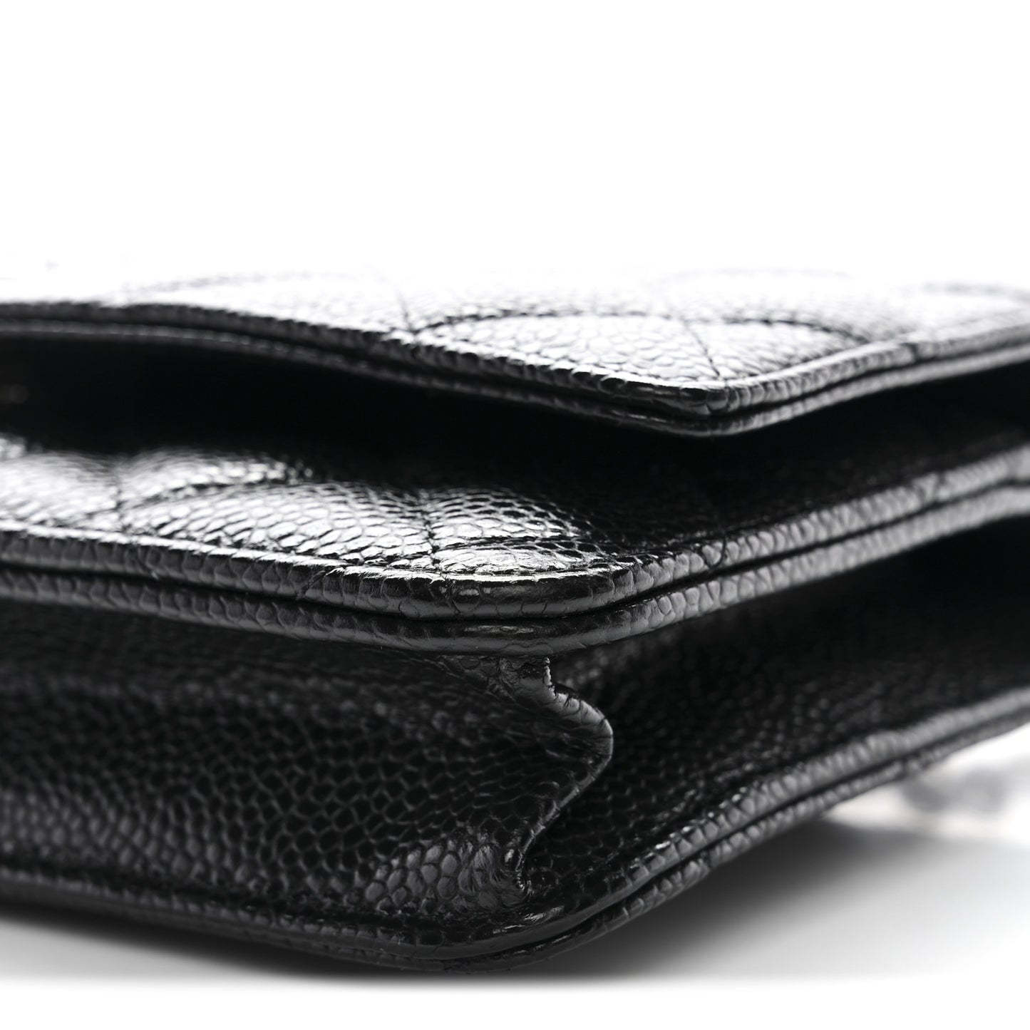 Caviar Quilted Wallet on Chain WOC Black