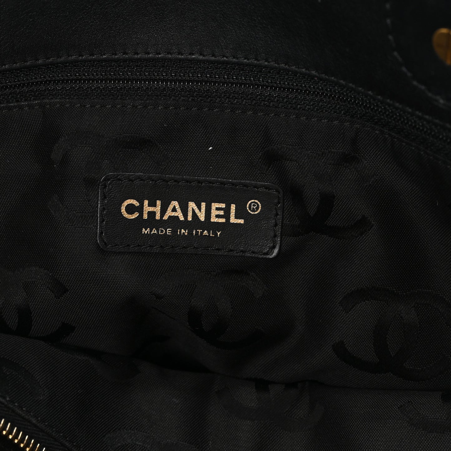 Straw Raffia Tote Black