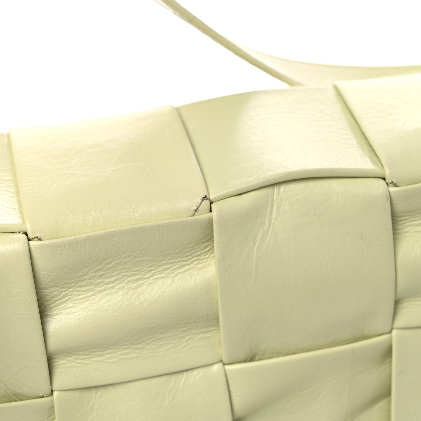 Calfskin Intrecciato Cassette Crossbody Bag Lemon Washed