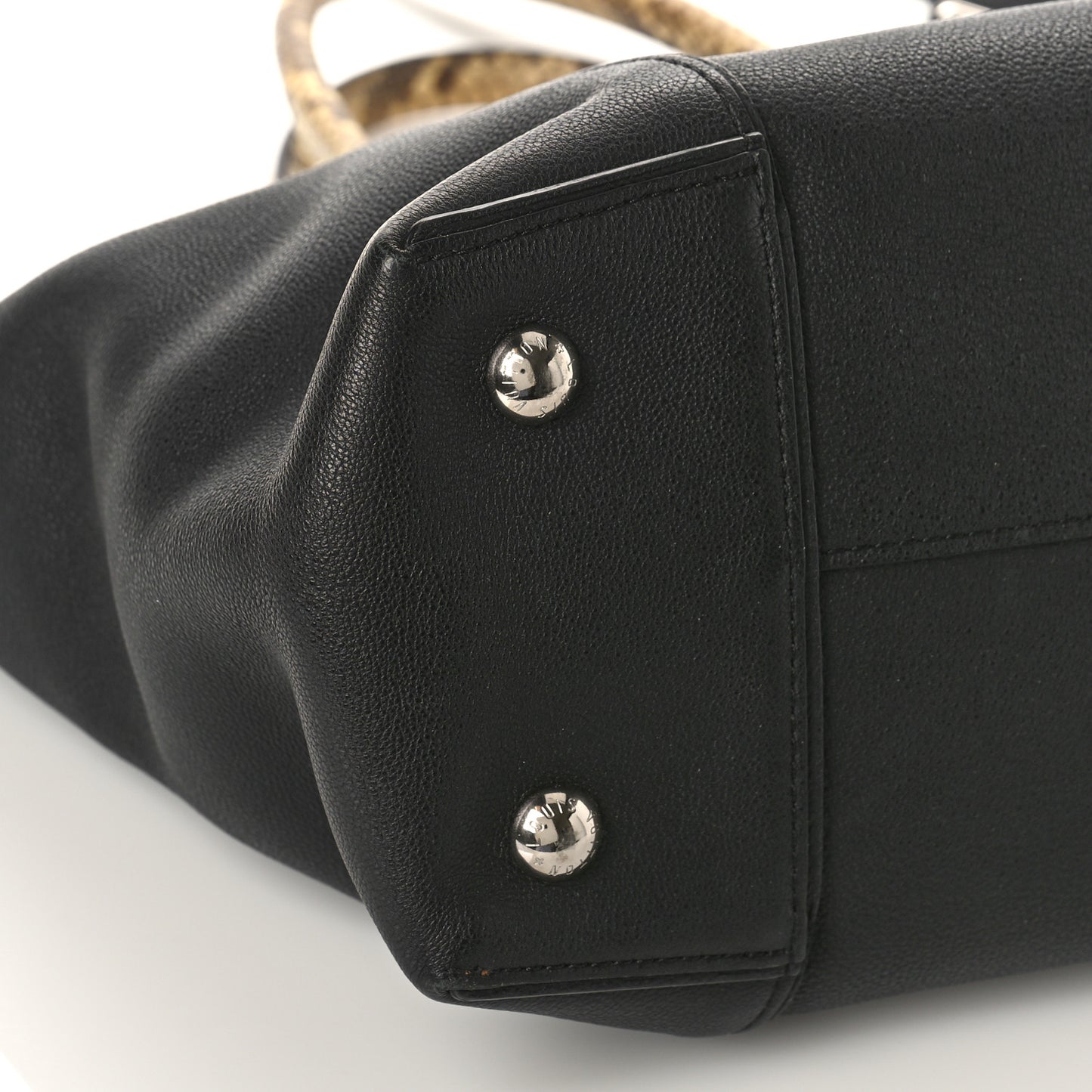 Veau Cachemire Snakeskin Soft Lockit MM Black