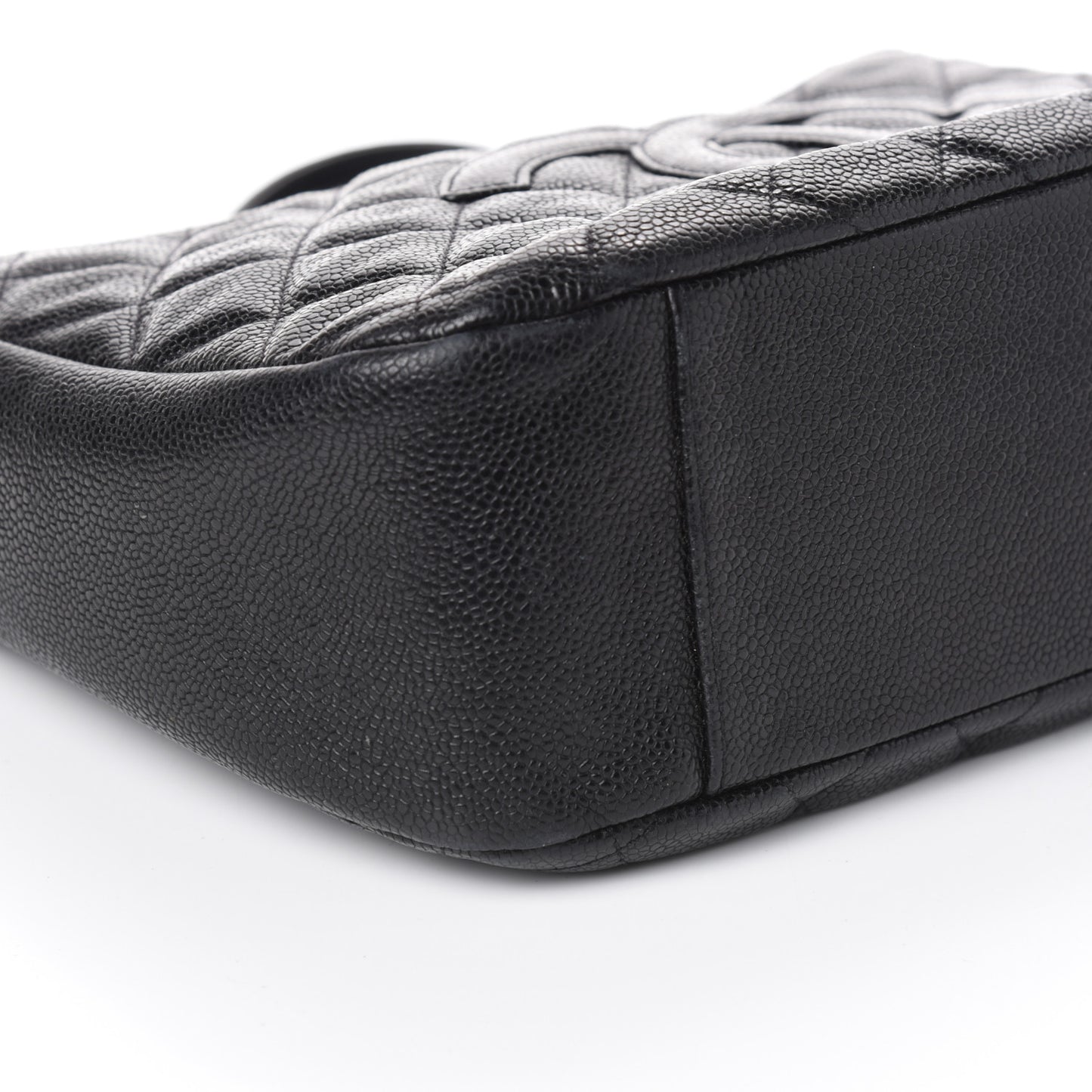 Caviar Quilted Timeless CC Shoulder Bag Black