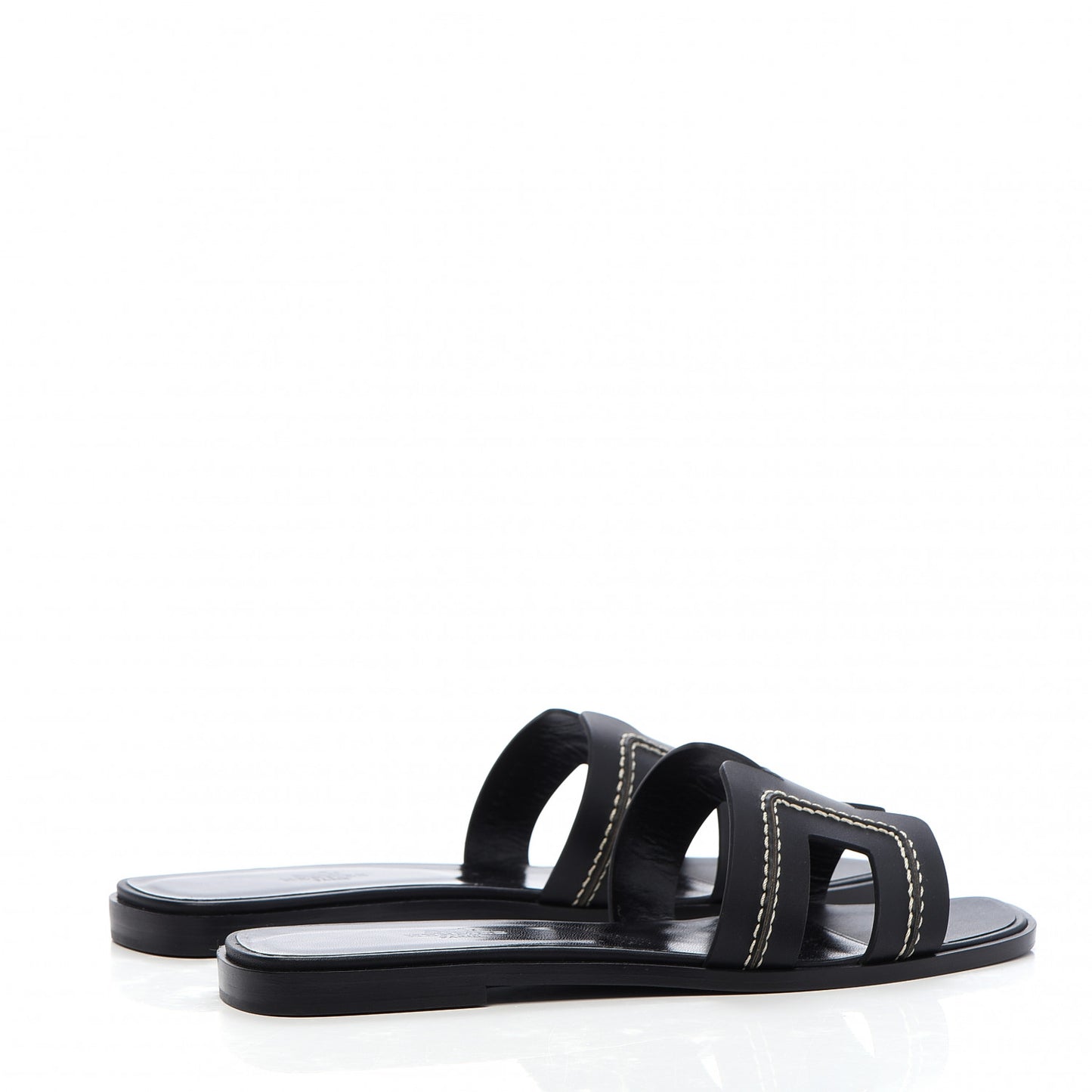 Calfskin Pique Oran Sandals 39 Black