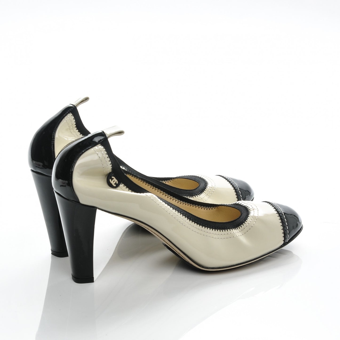 Patent CC Elastic Cap Toe Pumps 42 Light Beige Black