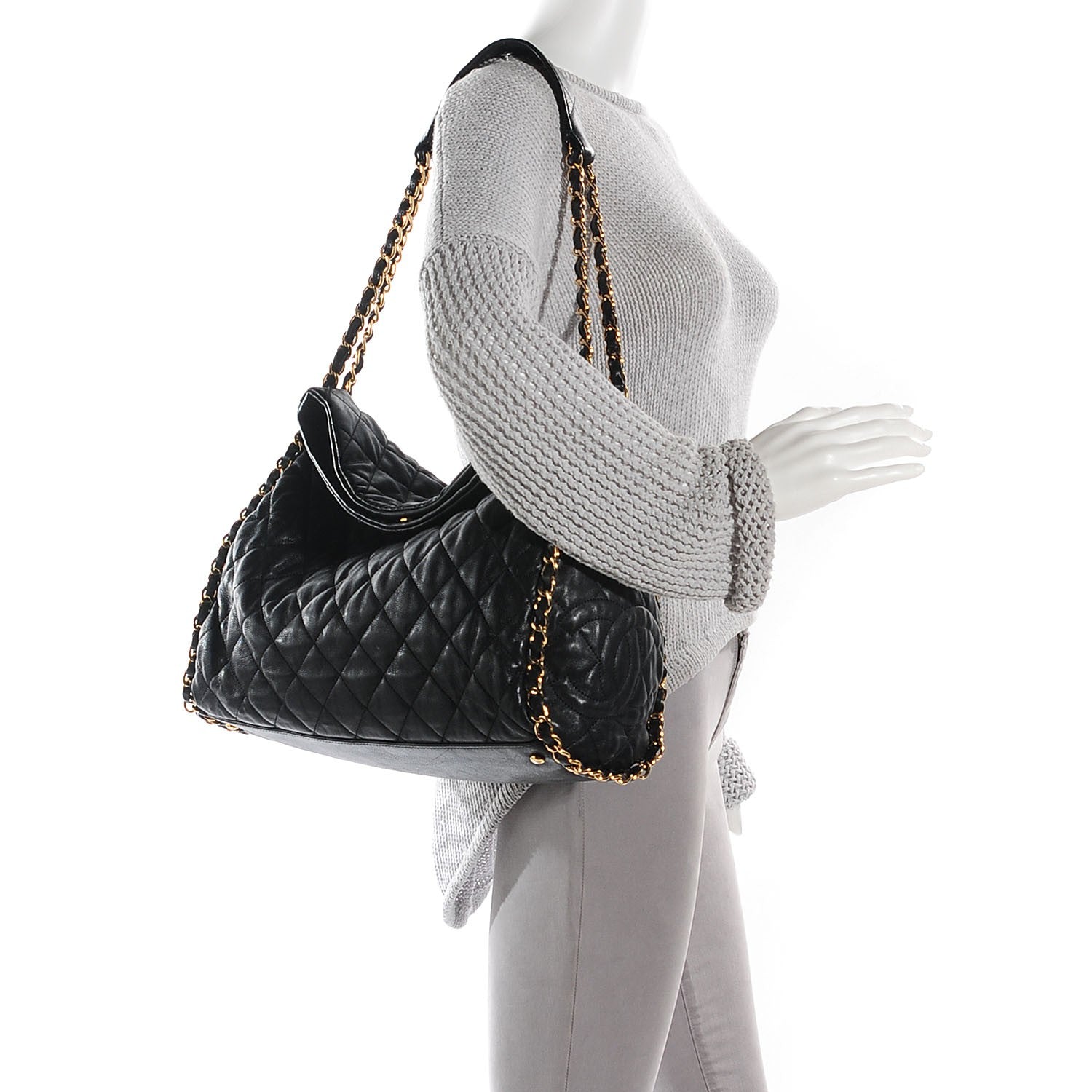 Chanel Calfskin Quilted Large Chain Me Hobo Black 2 of 7