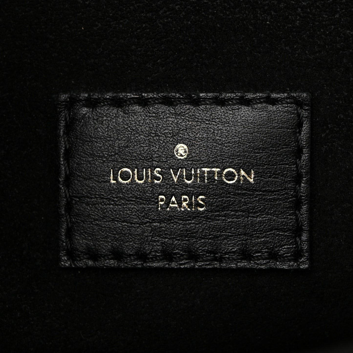 Reverse Monogram Pochette Metis