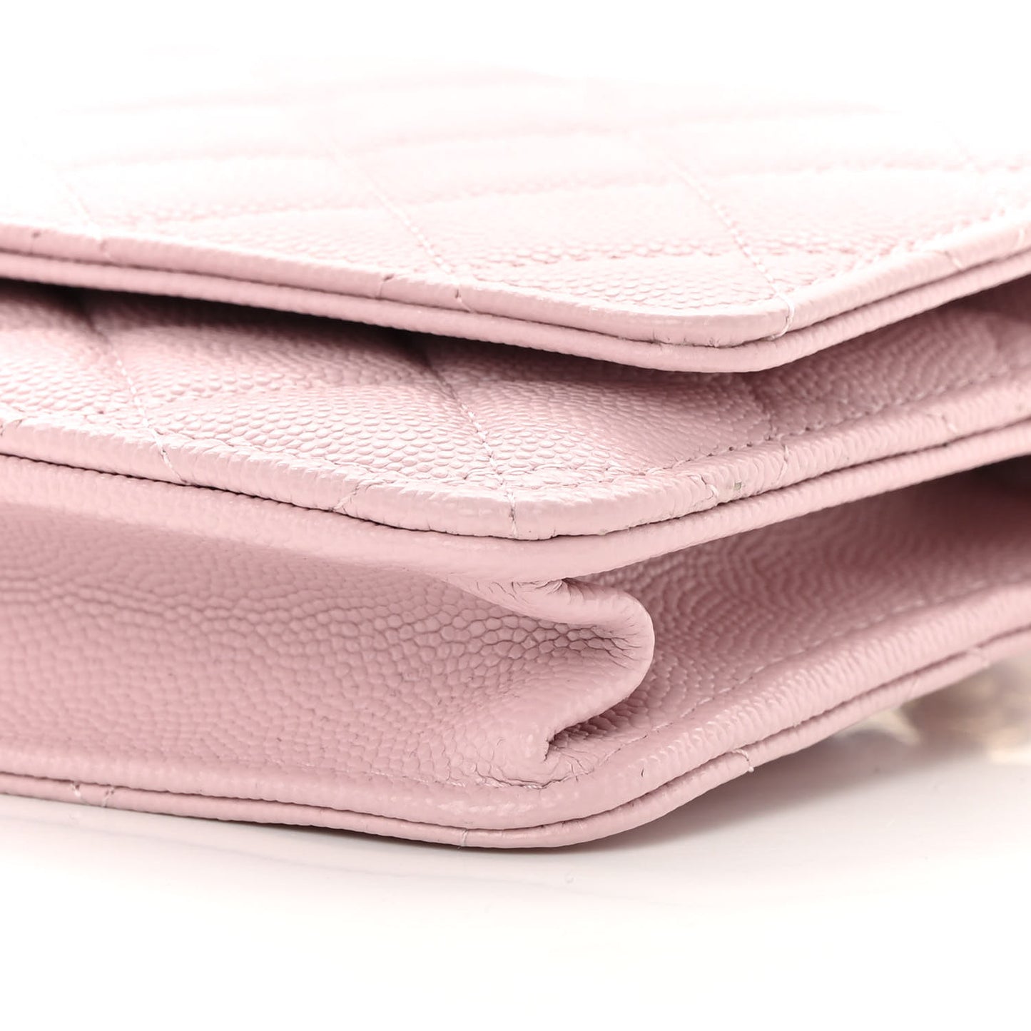 Caviar Quilted Wallet on Chain WOC Light Pink