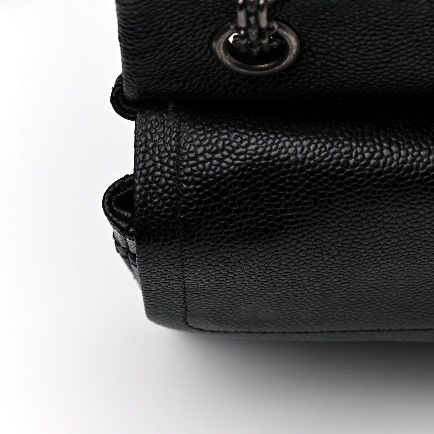 Chanel Caviar Quilted 2.55 Reissue 226 Flap Black 15 of 18