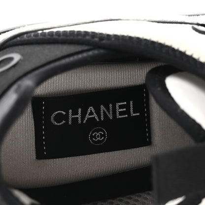 Chanel Fabric Suede Calfskin CC Sneakers 40 White Light Grey 8 of 10
