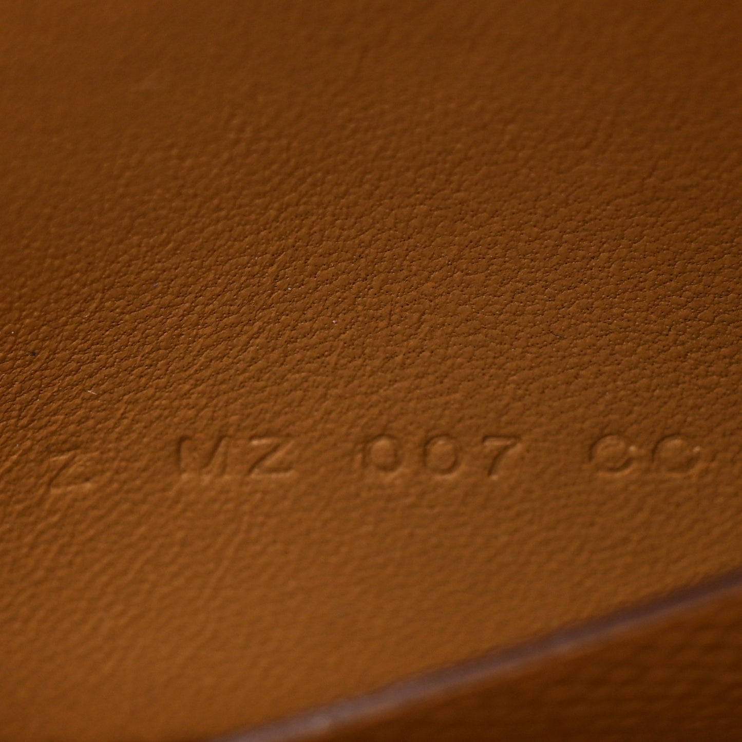 Epsom Constance Slim Wallet Biscuit