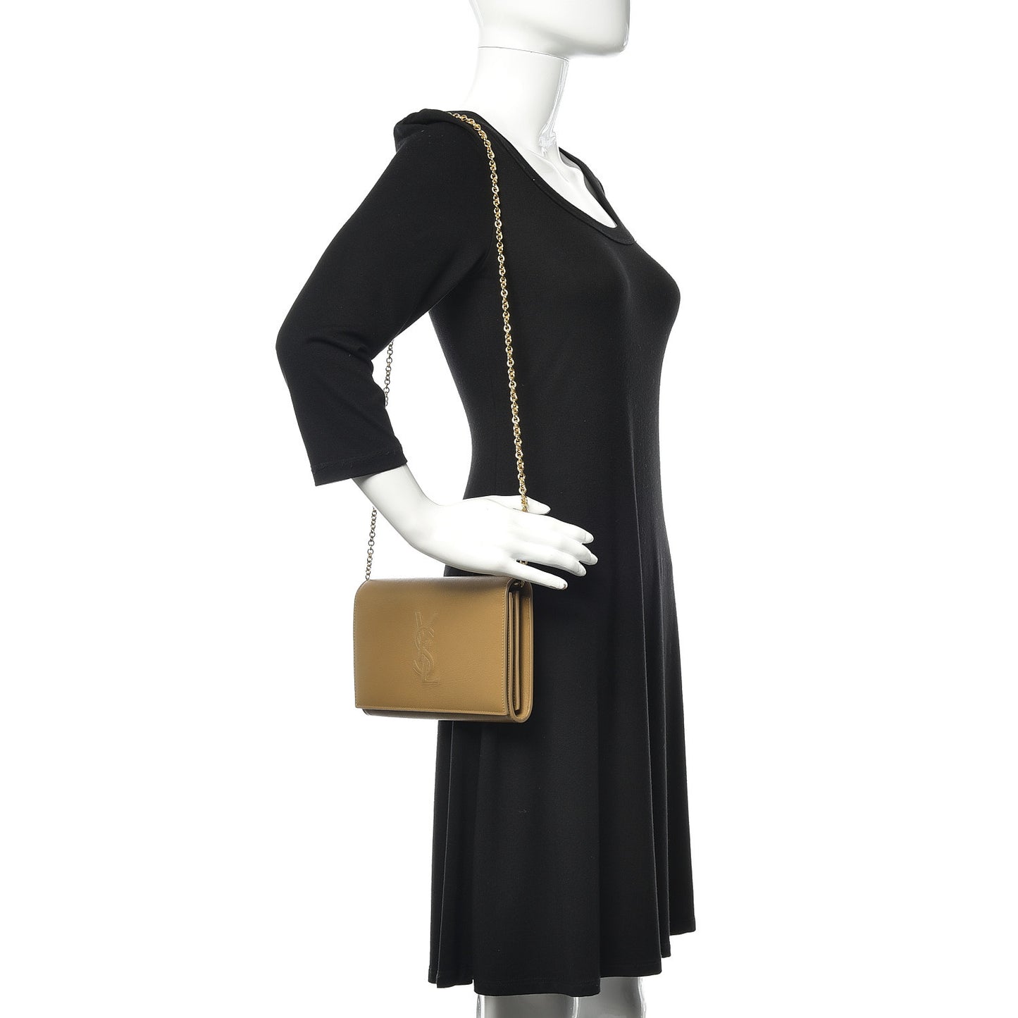 Calfskin Belle de Jour Chain Clutch Beige